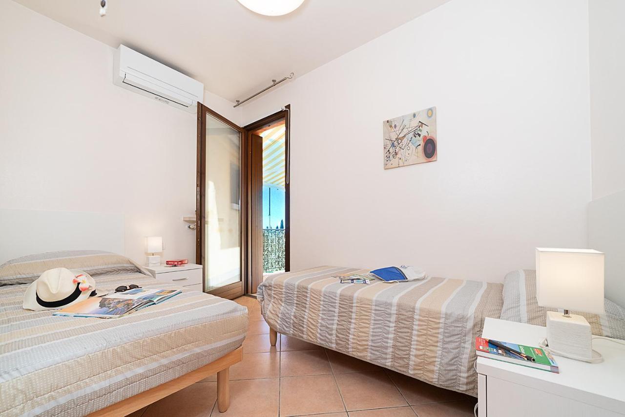 Apartment Blanco - Regarda Travel Lazise Exterior photo